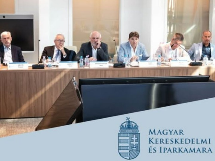 Az áfa alanyi adómentesség értékhatárának további többlépcsős emelését javasolja a Kamara