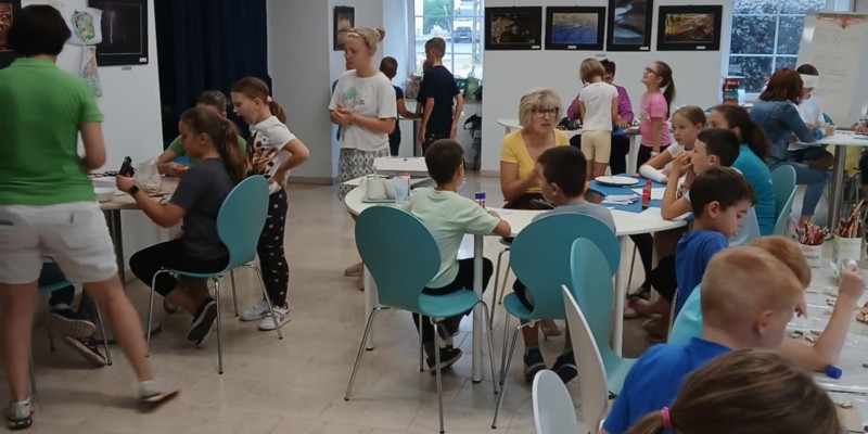 7690fdfb-5d18-4dc0-96a6-83b2a325b6c8