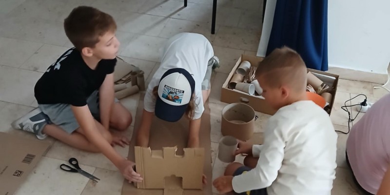 7efd2375-14ca-4519-8d08-e8c097c0e992